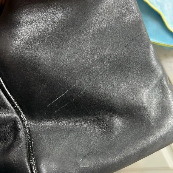 Large Coach Duffle Baby Bag - Picture 10 of 10